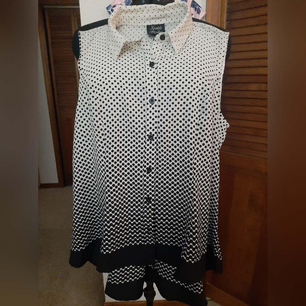 Woman's blouse 👚